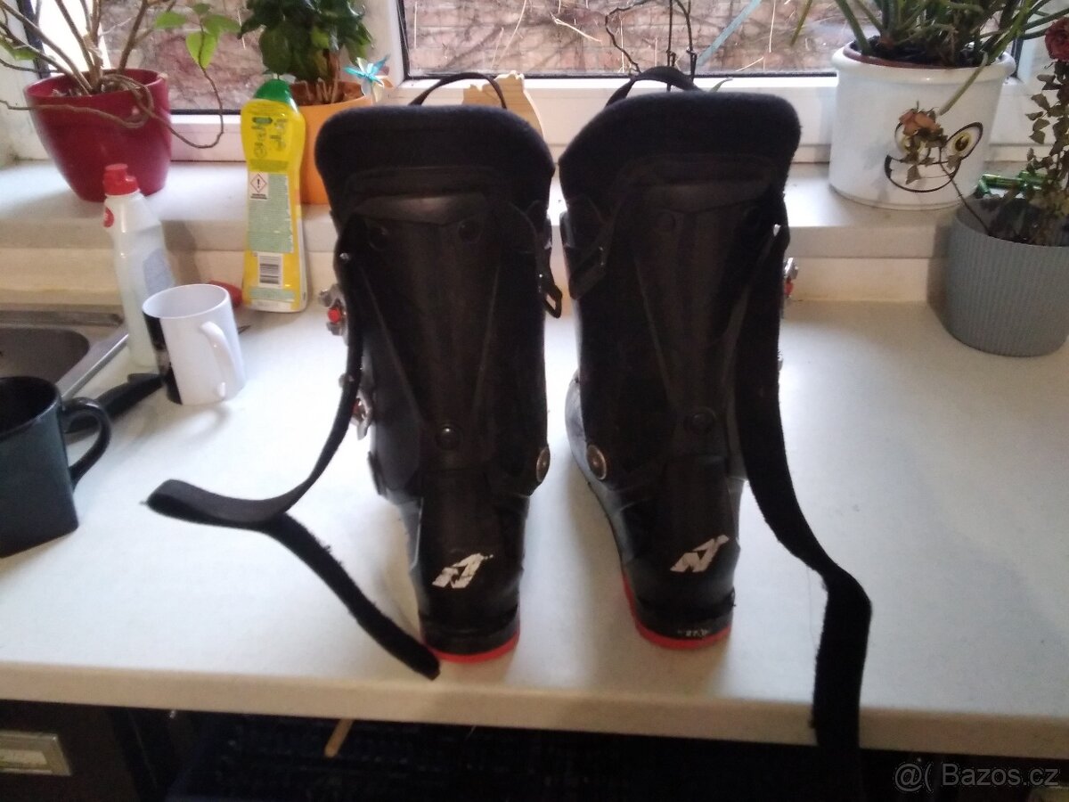 lyzaky NORDICA vel 27 - 3