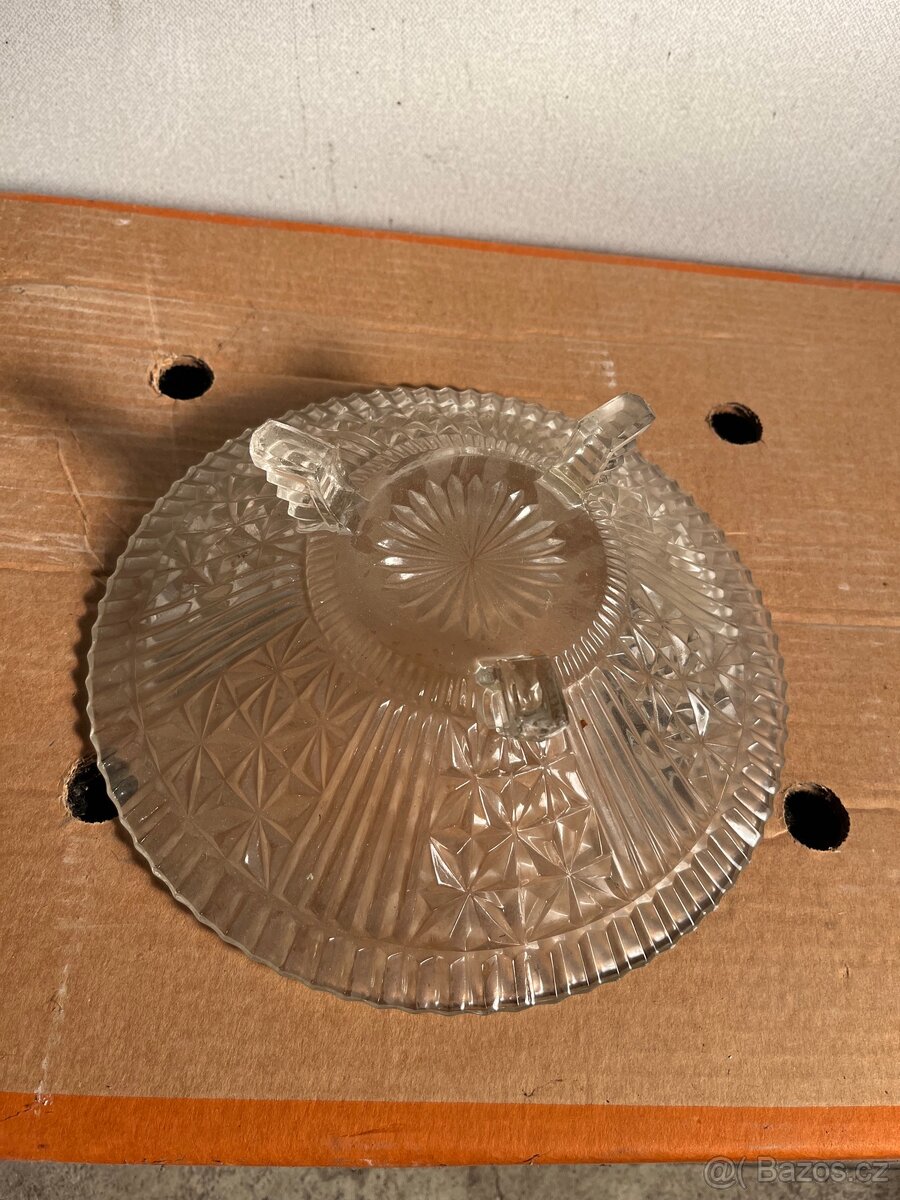 Skleněná mísa - 3