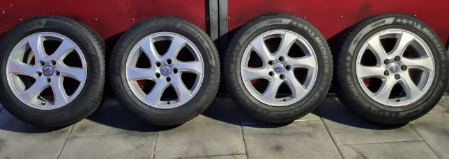16"MÍRNĚ JETÁ ZIMNÍ OBUTÁ ALU KOLA 5x108 VOLVO V40 - 3