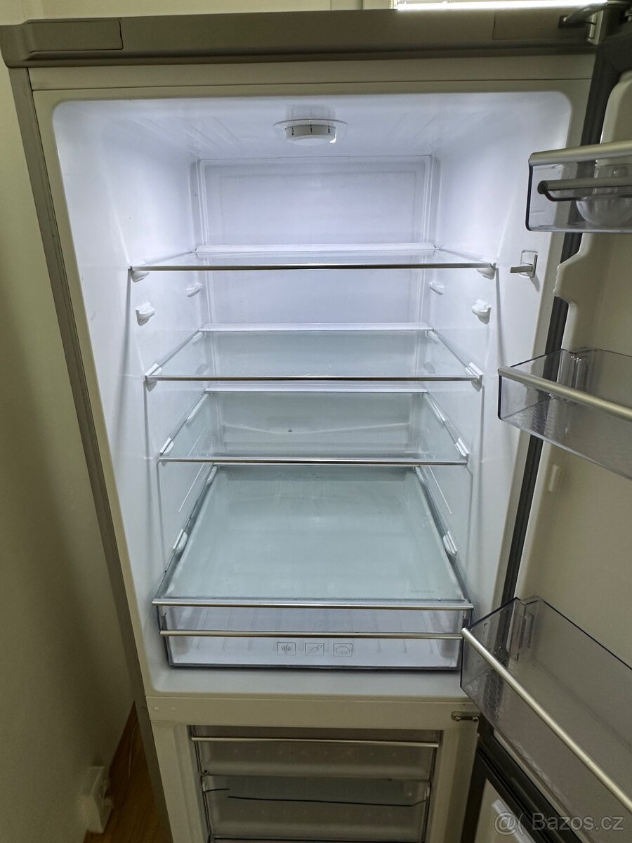 Zánovní kombinovaná lednice beko - 3