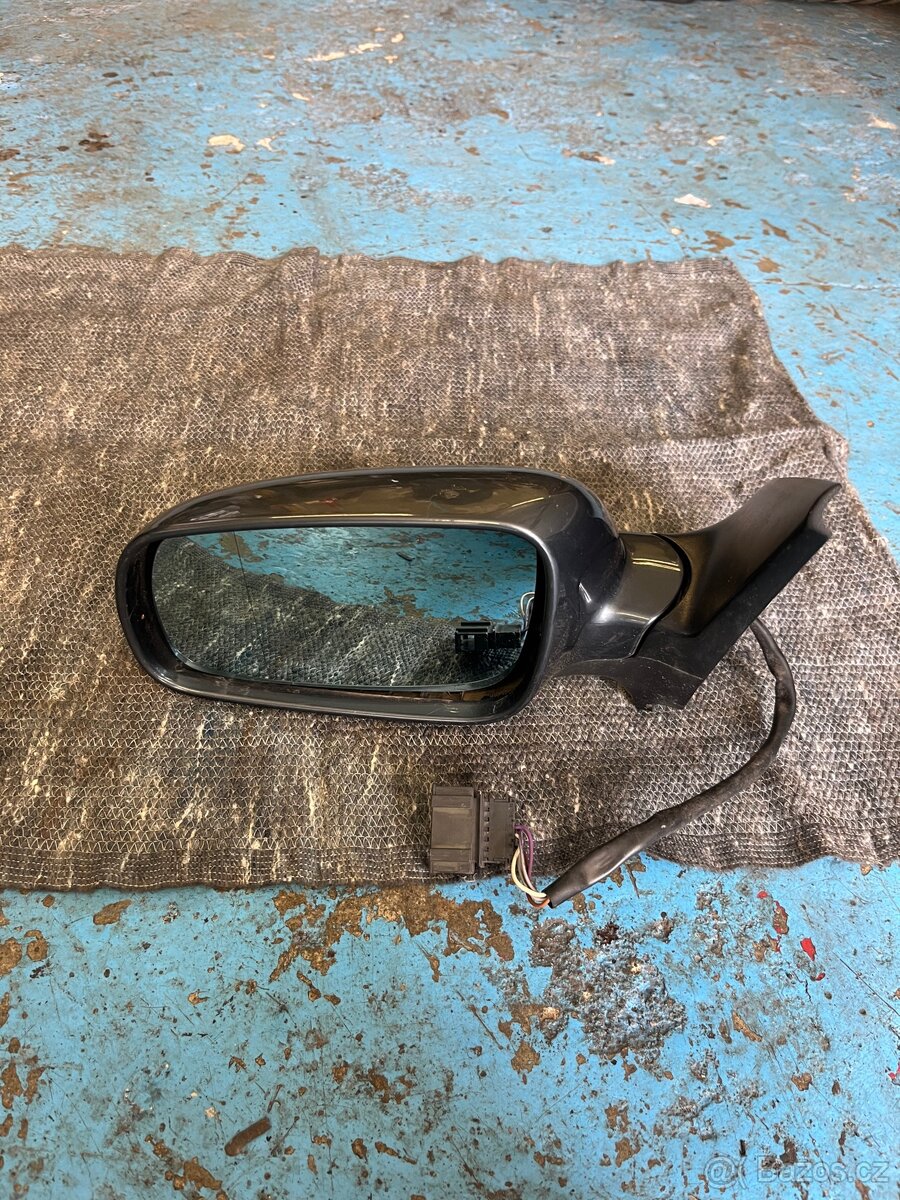 Zrcátko Levé přední - 3