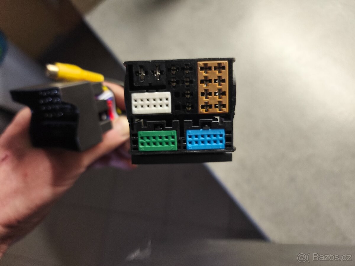 Adaptér na MIB 2 - 3