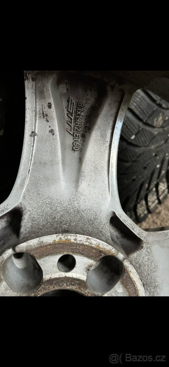 Kola Mercedes Benz ML - 3