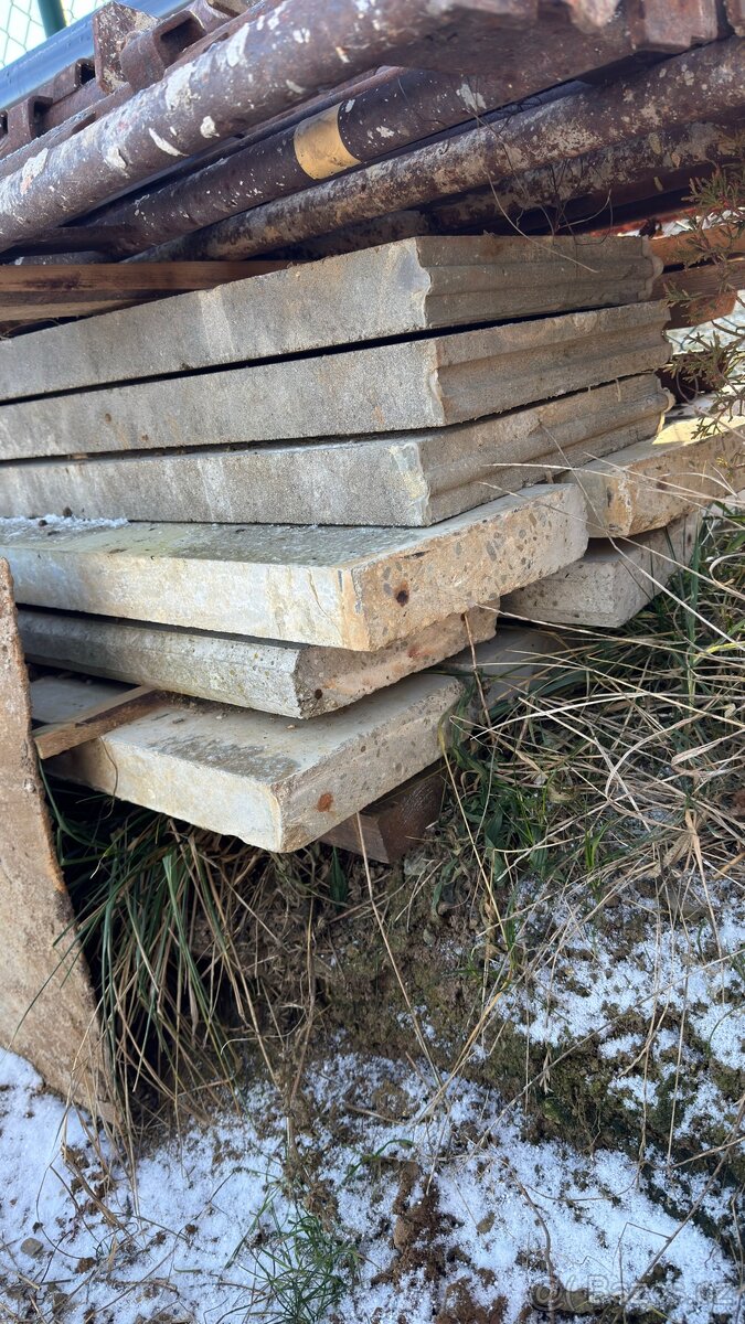 Podprahové desky pod plot - 3