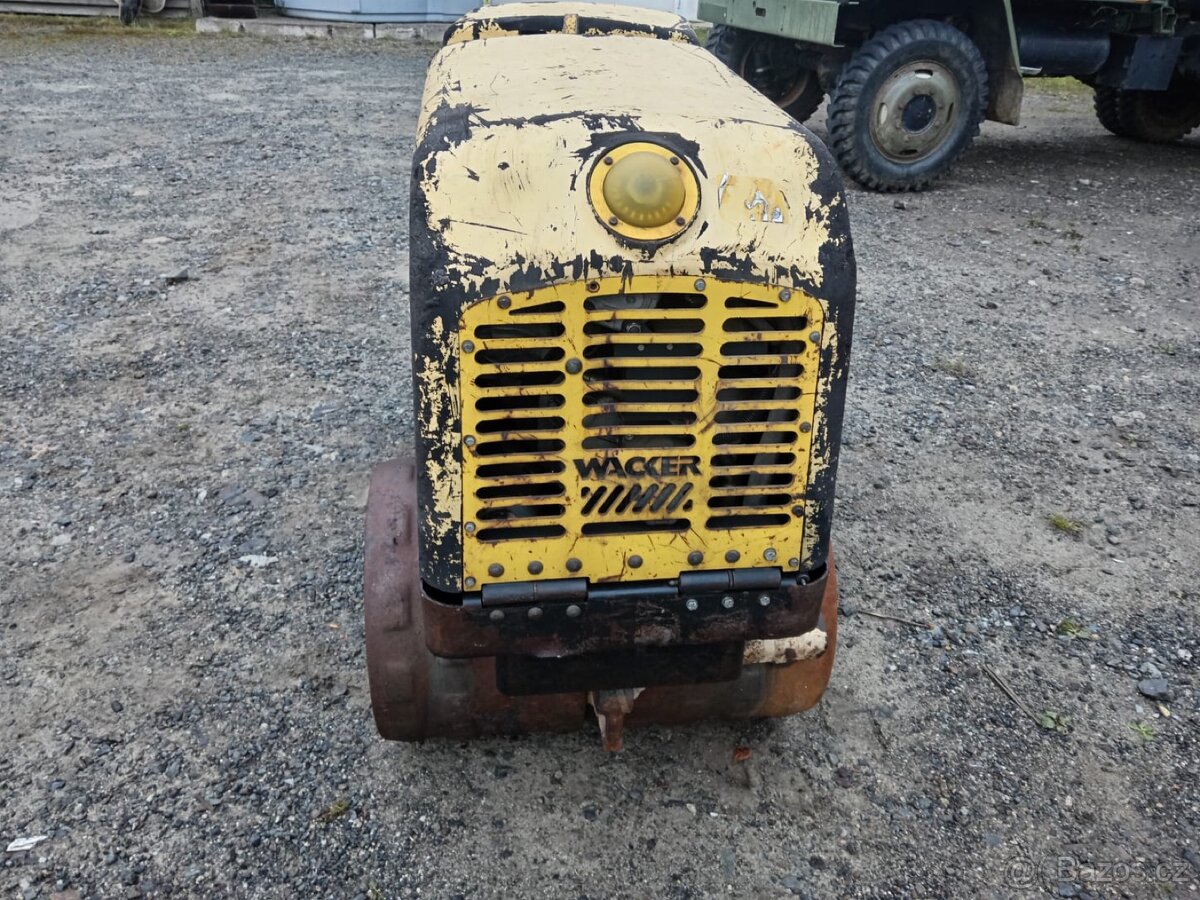 Ježkový válec Wacker Neuson RT 82 - 3
