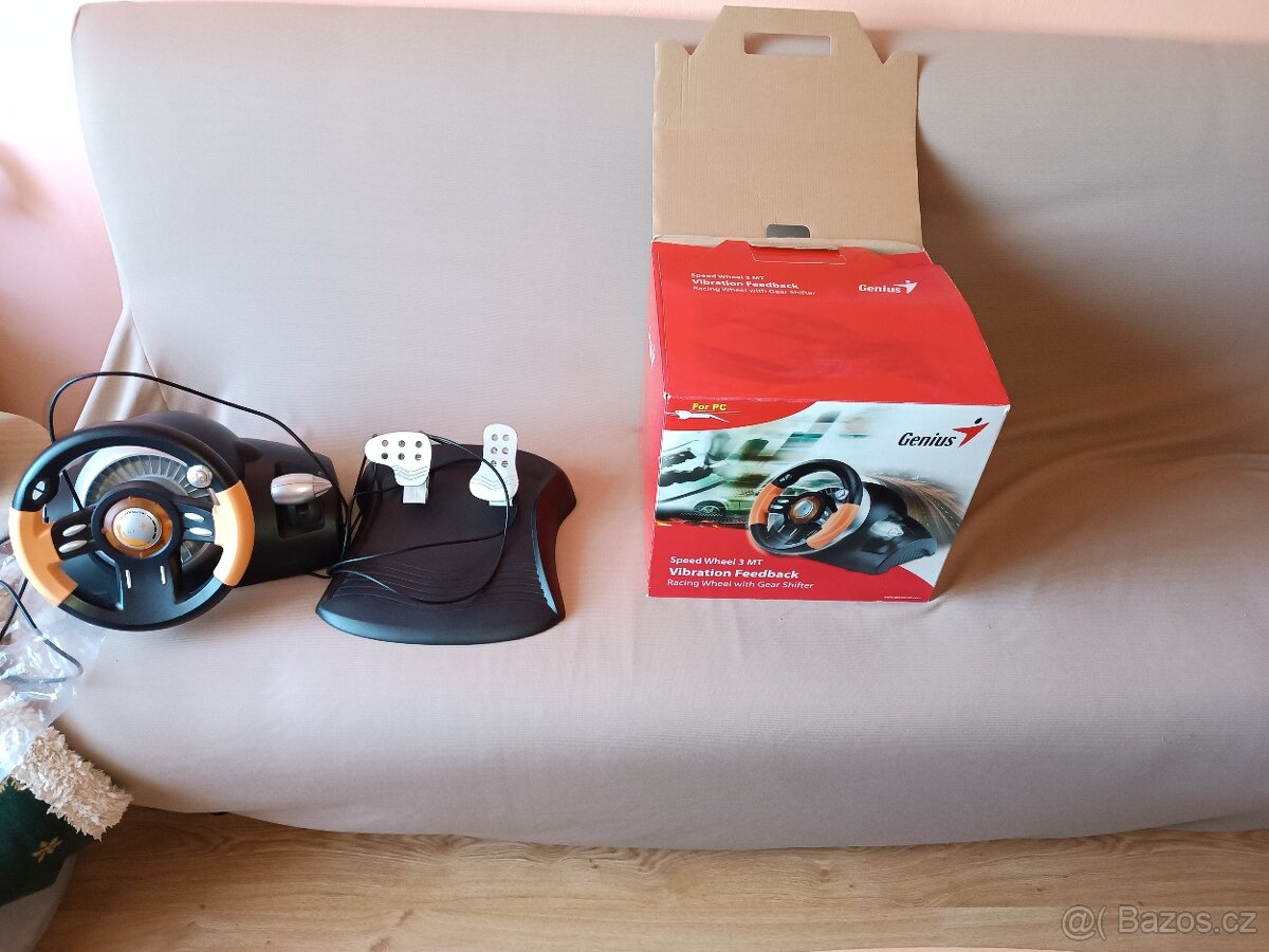 Volant na PC Genius - 3