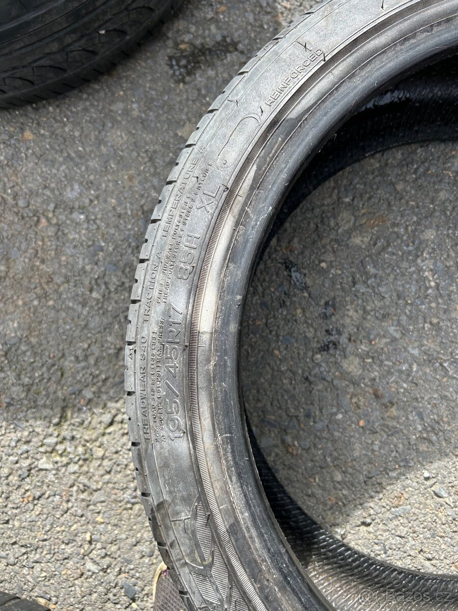 Pneu 195/45r17 - 3
