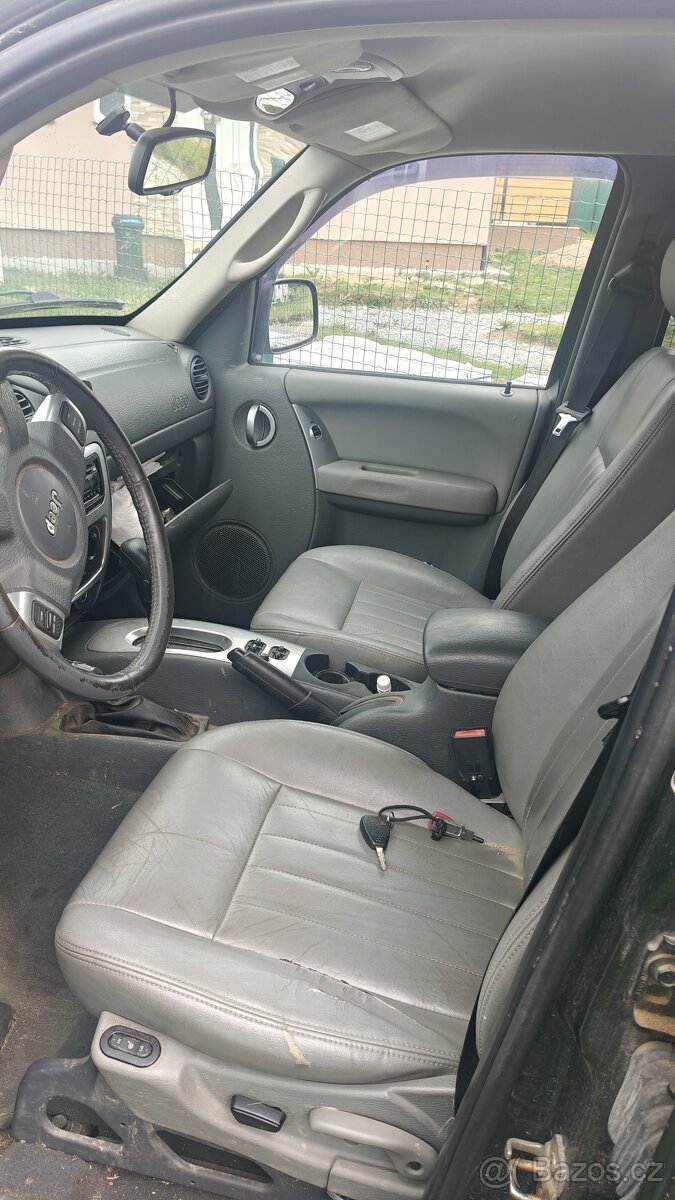 Jeep Cherokee 2.8 - 3