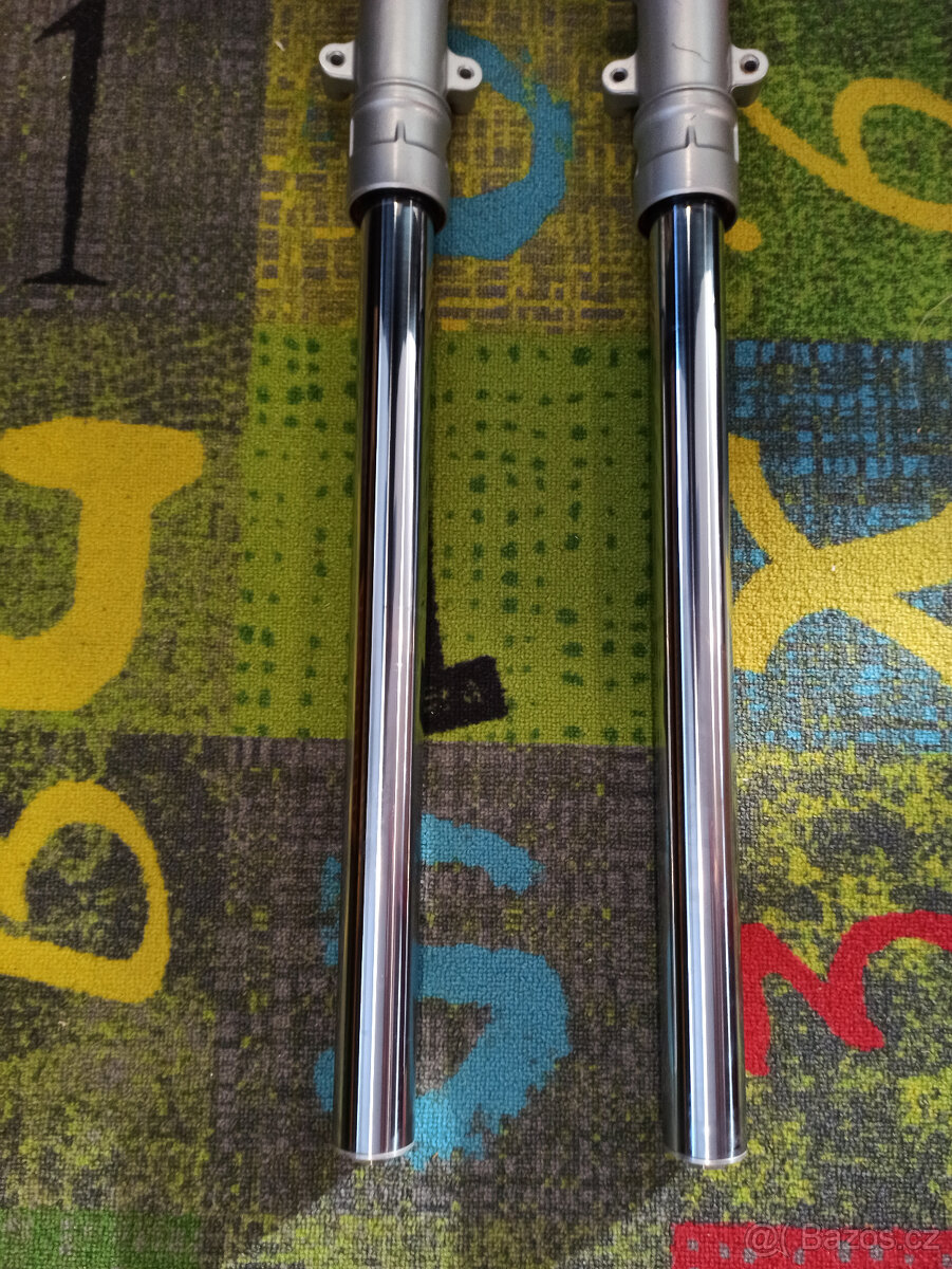 Vidlice přední na Triumph Tiger 955i R.V.2002 - 3