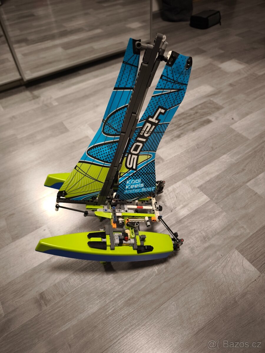 Lego technic - katamaran - 3