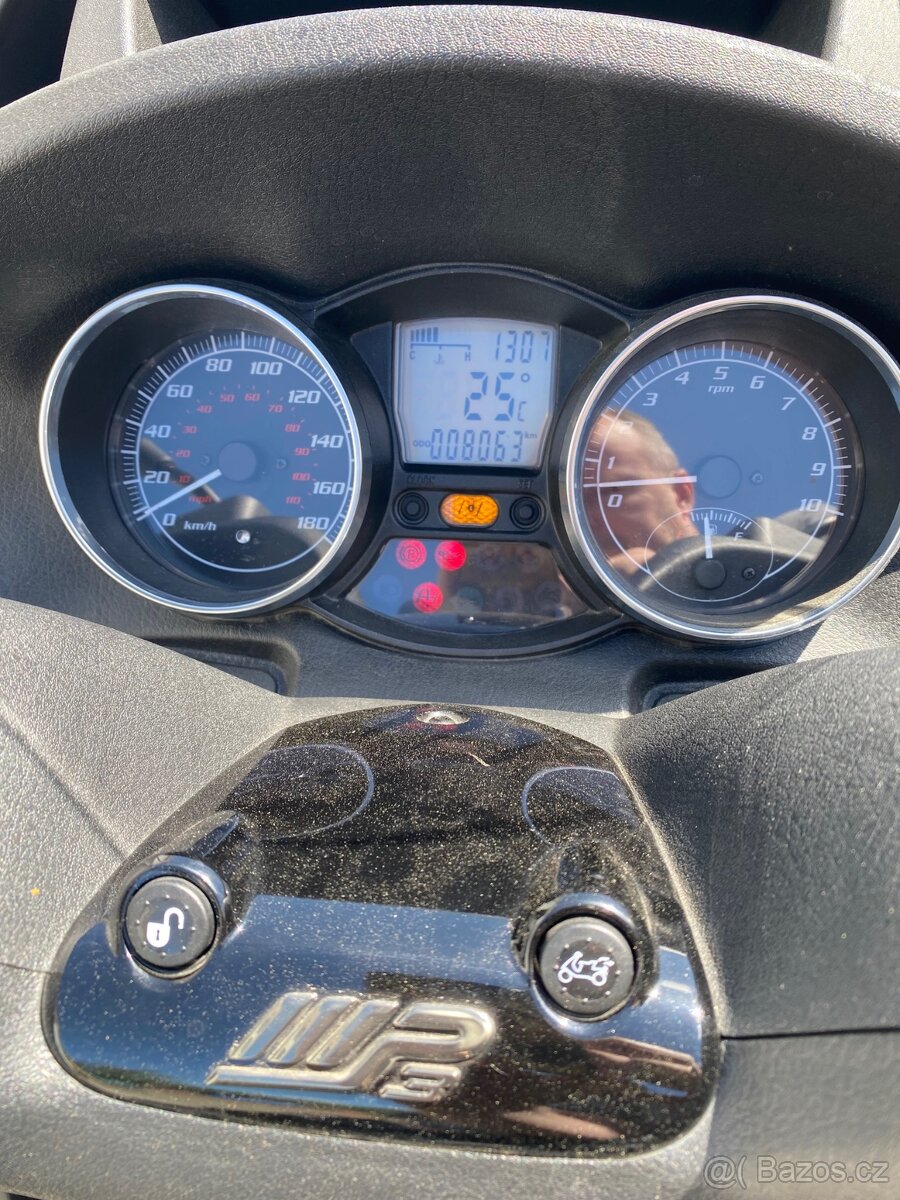 piaggio 500 MP3 - 3