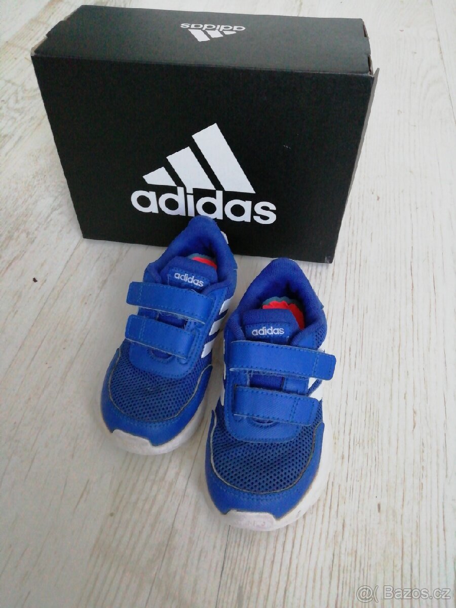 Tenisky Adidas Tensaur. Vel 26. - 3