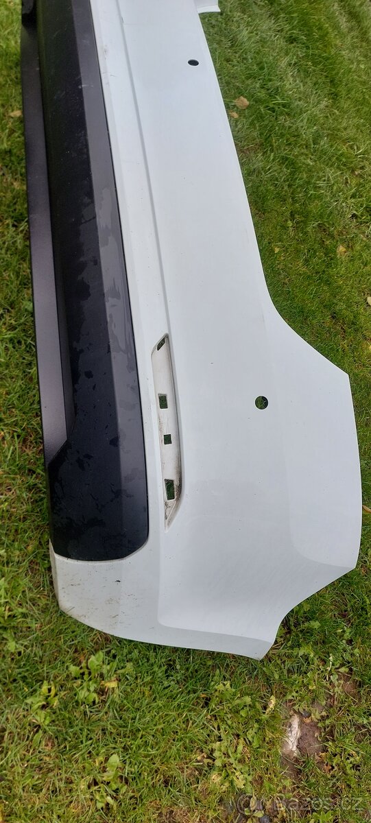 Zadní nárazník škoda rapid - 3