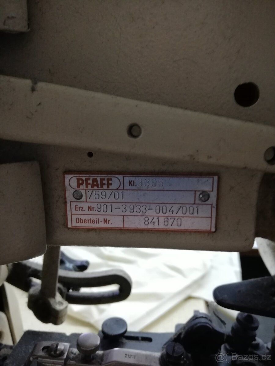 Knoflikovačka Pfaff - 3