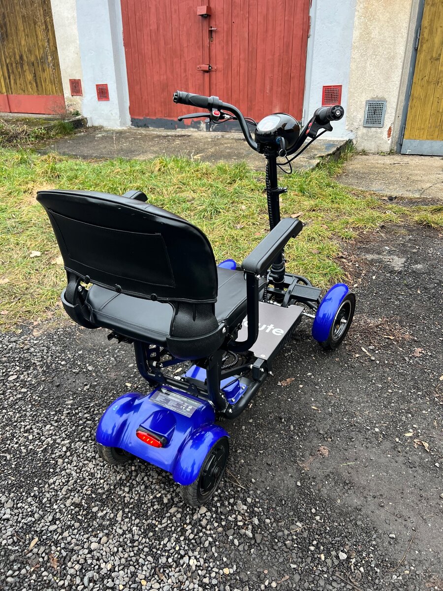 skútr Eroute - 3