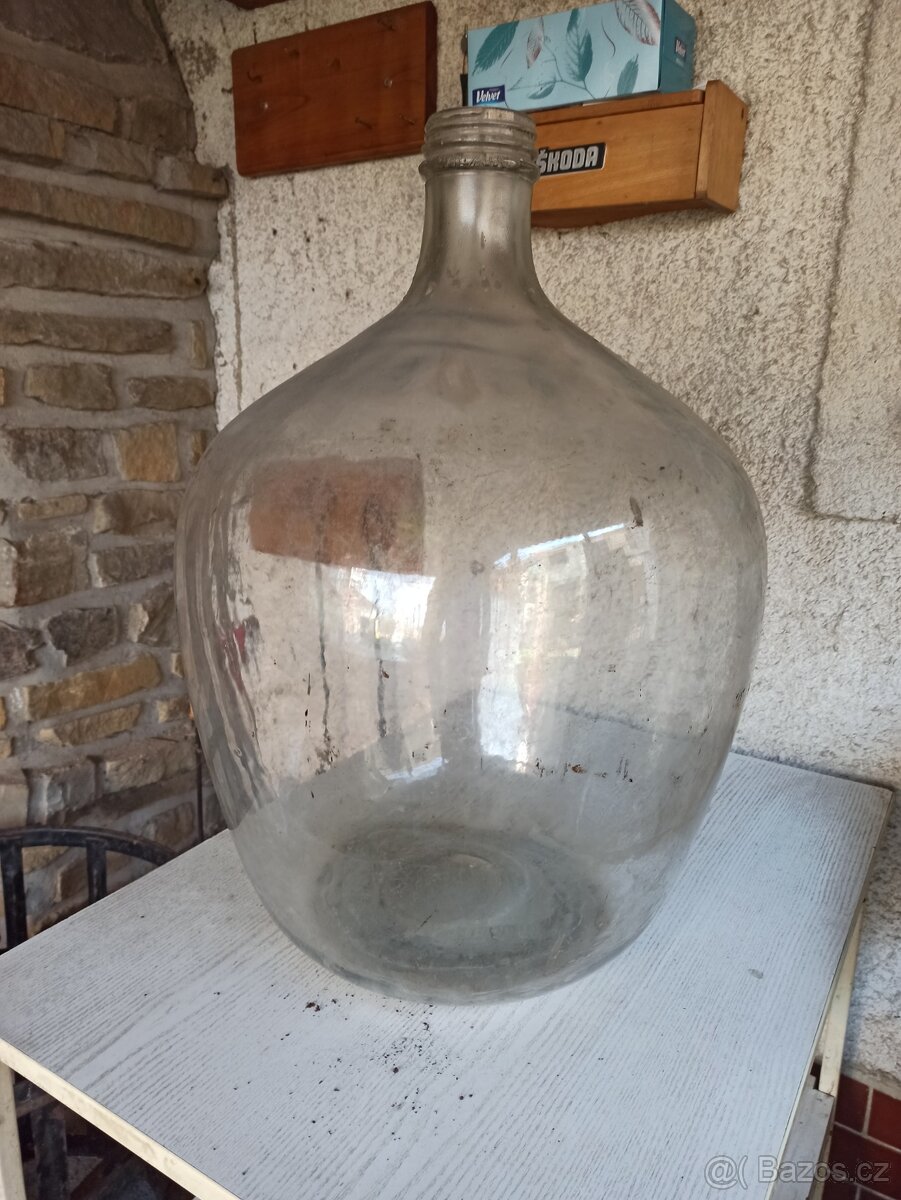 Prodám demižon 50L - 3