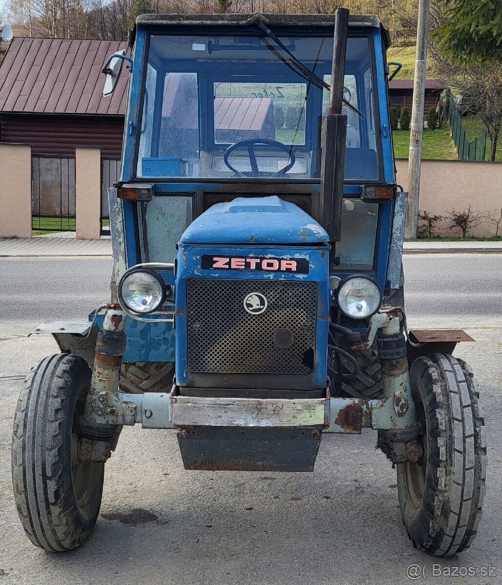 Predam traktor zetor 6911 s TP a ŠPZ - 3