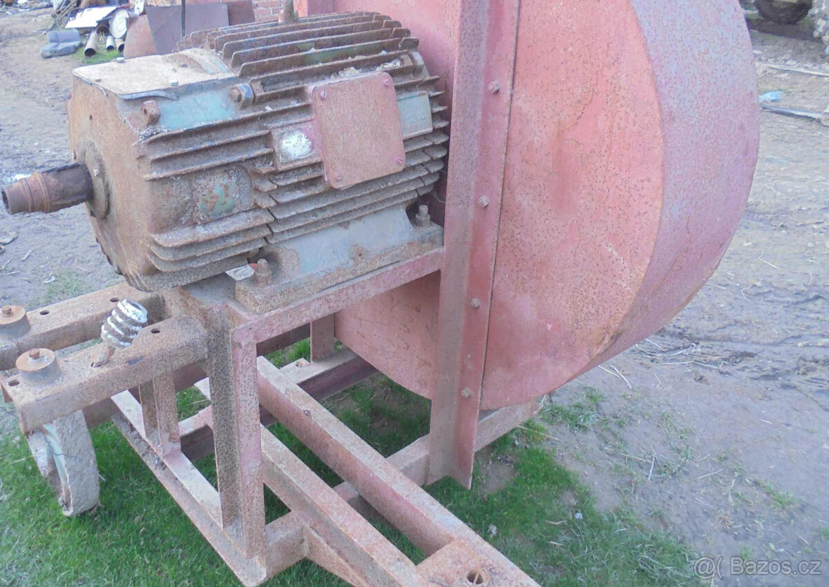 žralok - výfuk - 3
