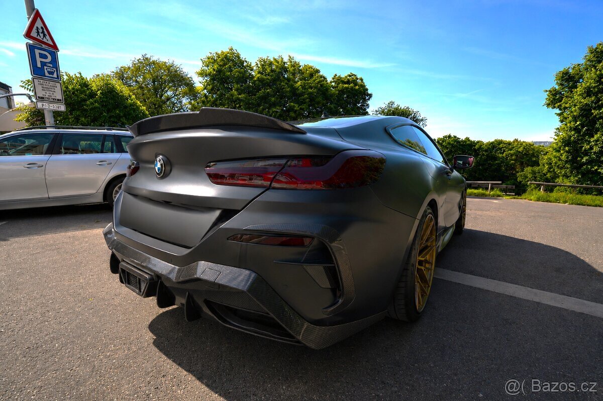 BMW 850i x drive - 3
