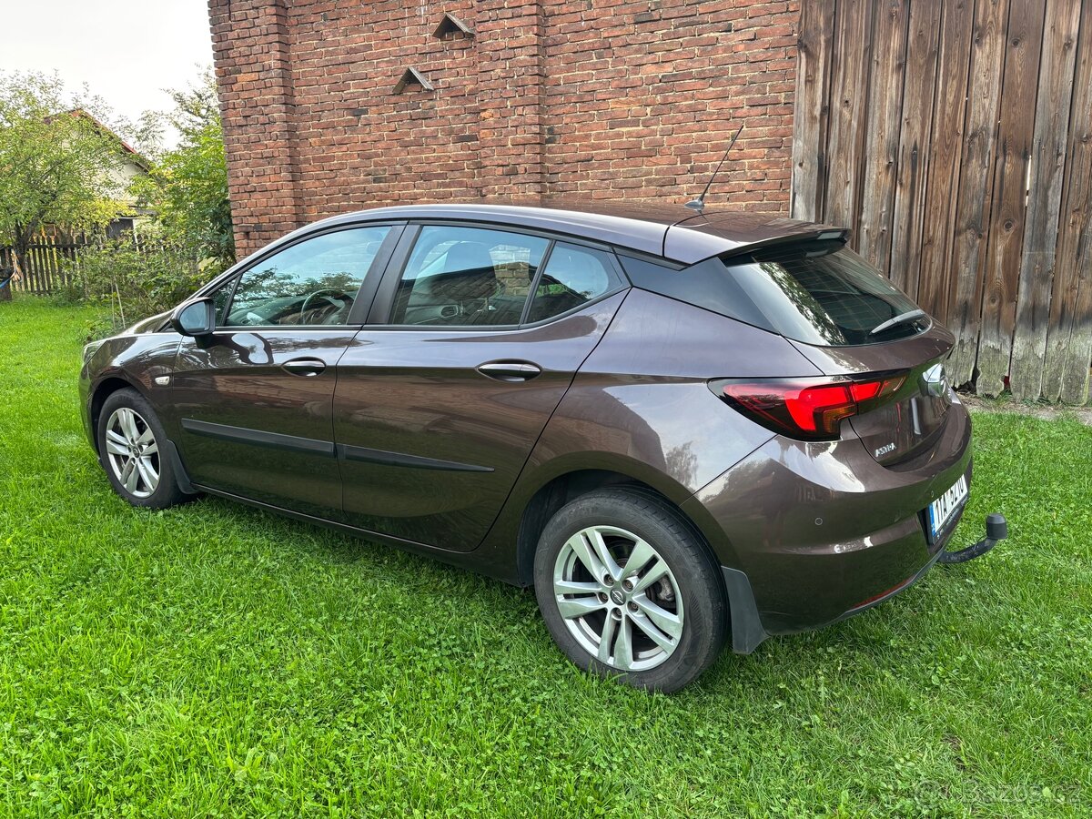 Opel Astra K hatchback 1.4T 92kw - 3