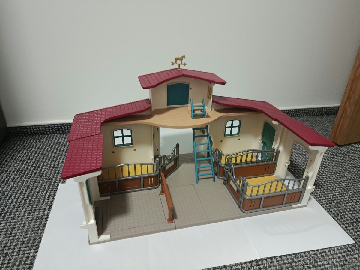 Schleich stáje a doplňky - 3