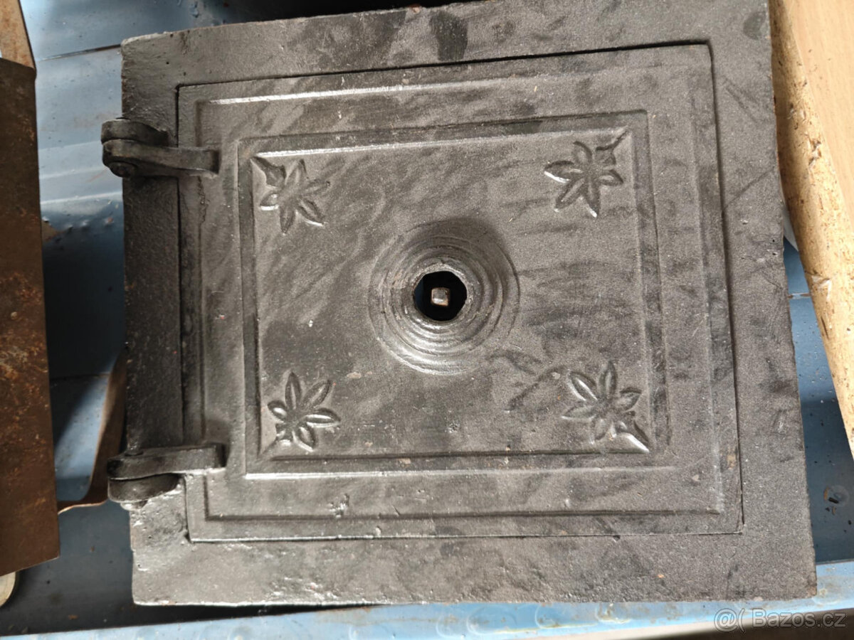 dvířka ke kamnům litinová ozdobná a komínová - 3