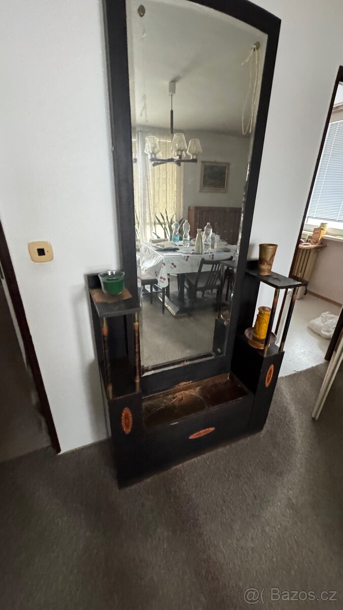 Nádherný nábytek z první republiky - 3