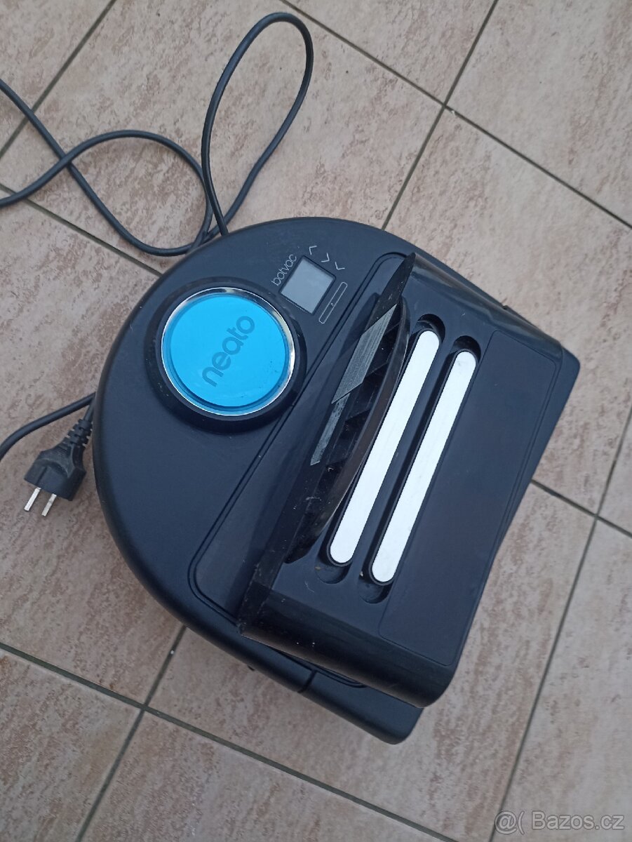 Robotický vysavač Neato (čtěte popis) - 3