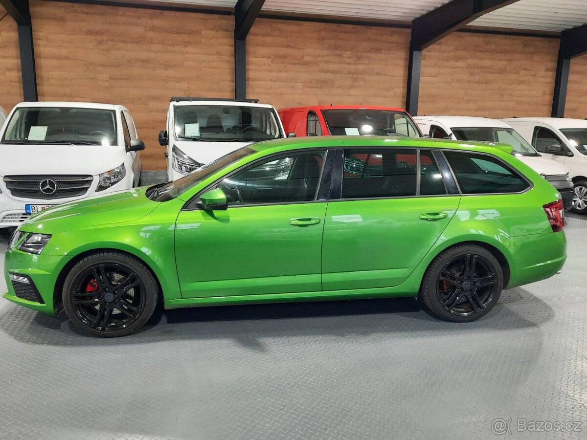 Škoda Octavia Combi 2.0 TDI RS - 3