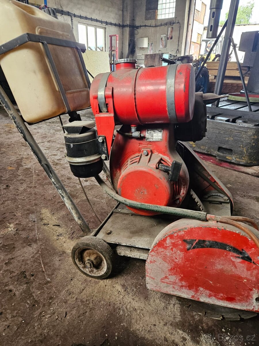 Řezačka na beton/asfalt - 3