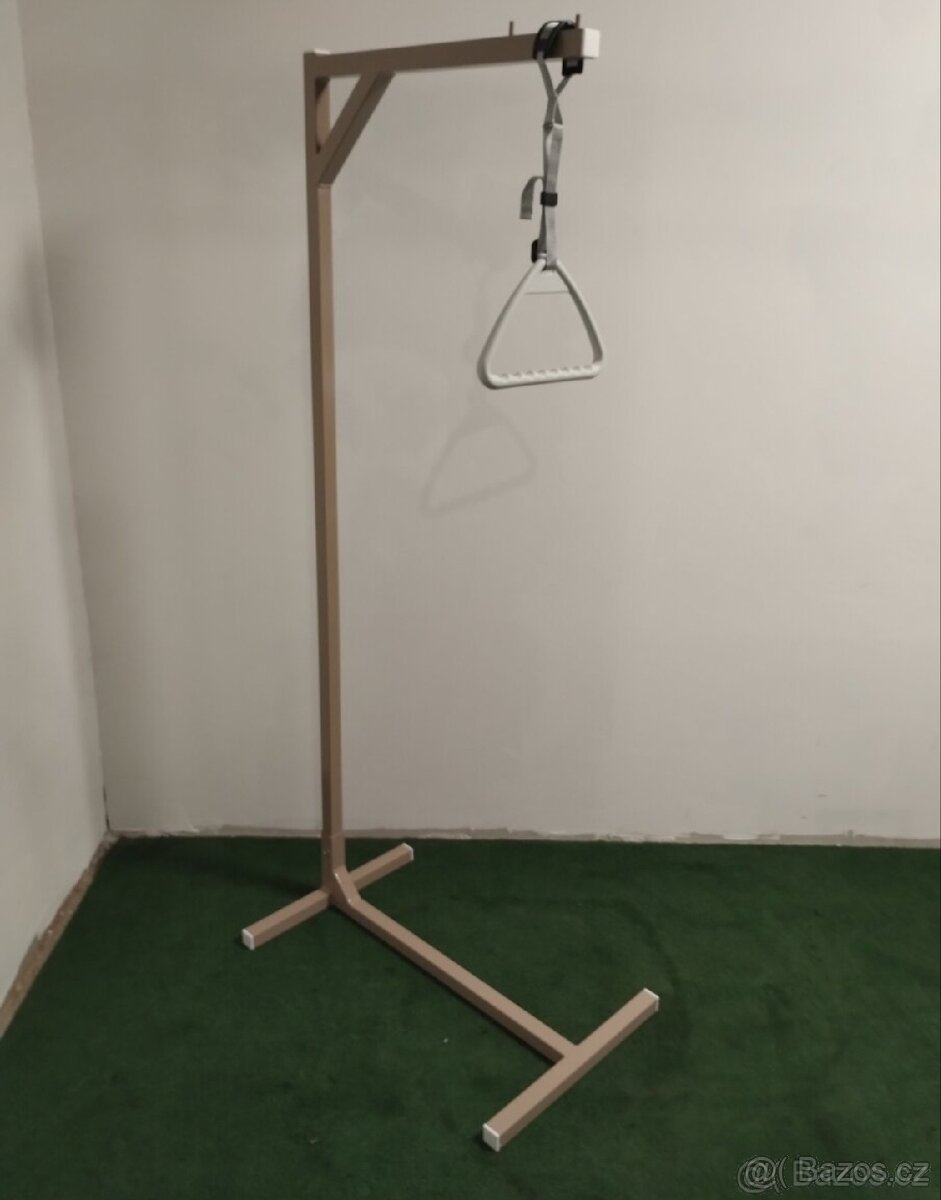 Externí, přenosná hrazda k posteli - 3