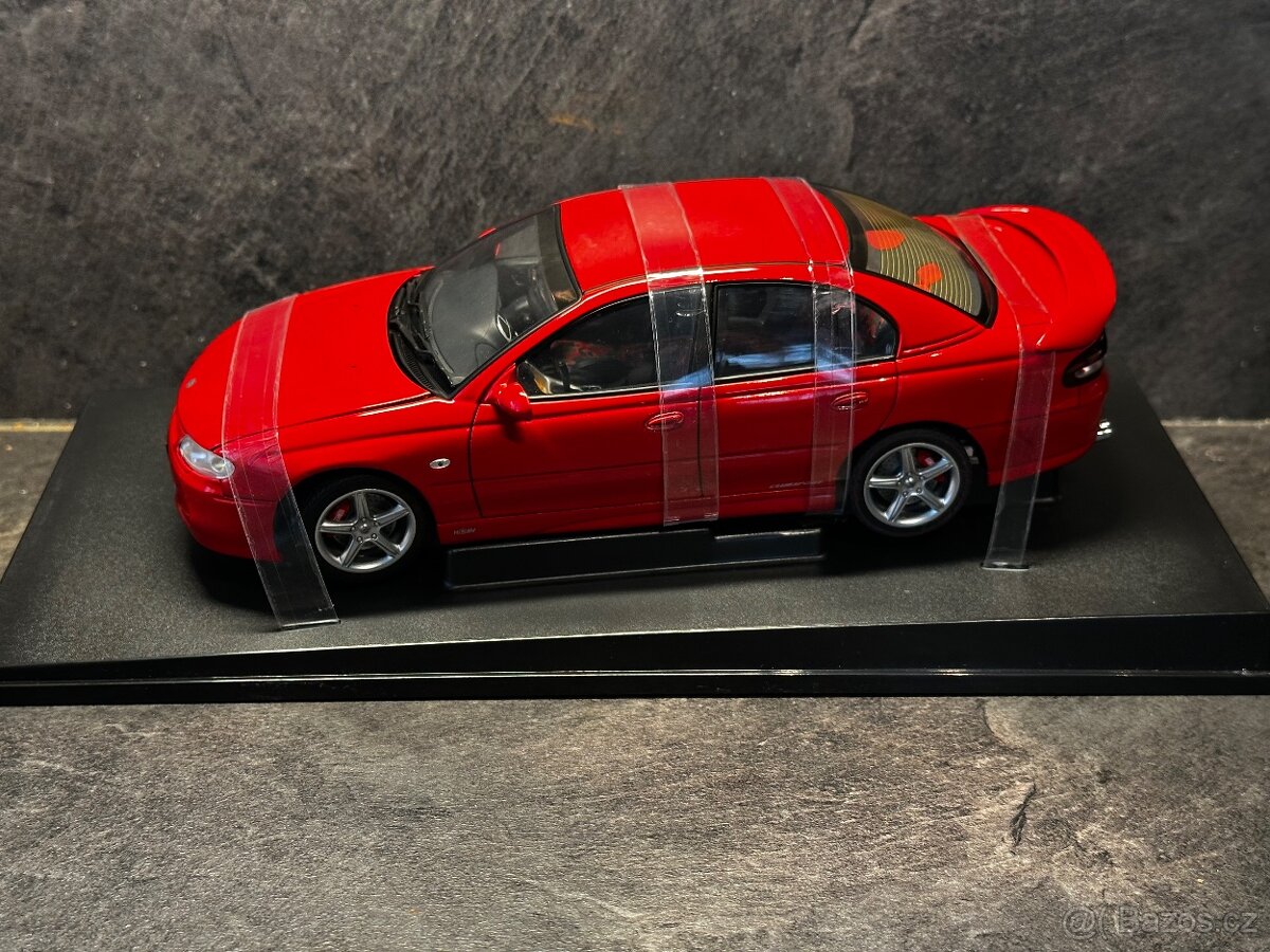 Holden Commodore VT2 Clubsport R8 Autoart - 3