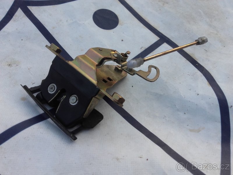 Škoda Octavia - zámek pátých dveří - 3