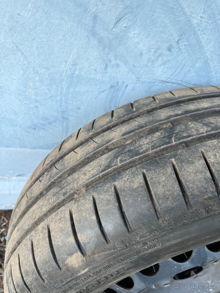 Rezervní kolo - pěkné zachovalé - 3