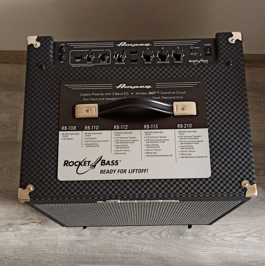 Basová kombo Ampeg RB112 - 3