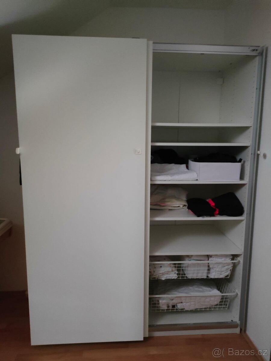 Šatní skříň bílá - 3