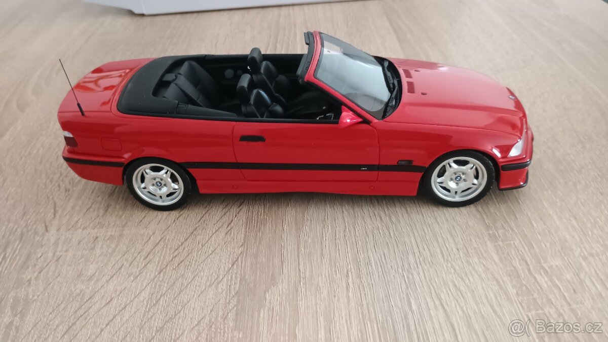BMW M3 E36 Cabriolet Ottomobile 1:18 - 3