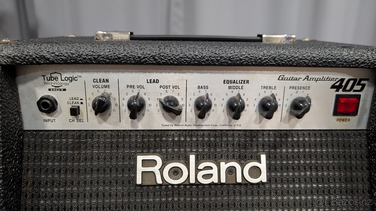 Roland 405 amp - 3