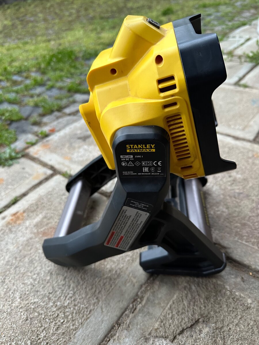 Stanley fatmax aku svítilna + adapér stanley - 3