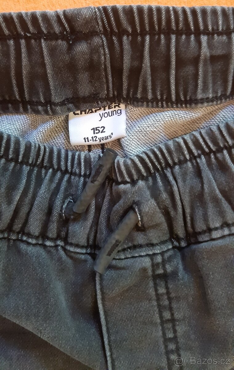 Kraťasy vel. 152 - 3