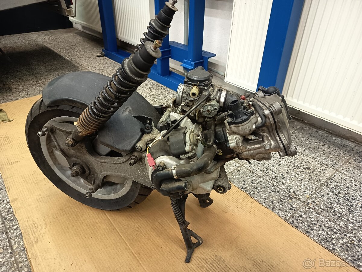 Motor Piaggio / Vespa 125cm3 - 3