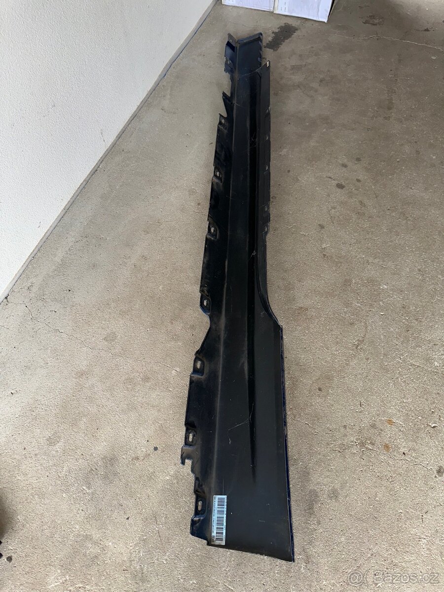 Bmw f12/f13/M6 pravý práh - 3