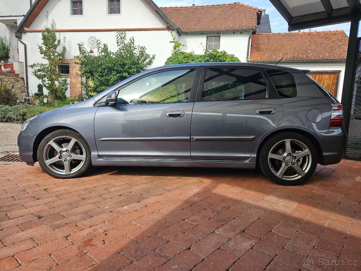 Honda Civic 7g 2.0 i-VTEC - 3