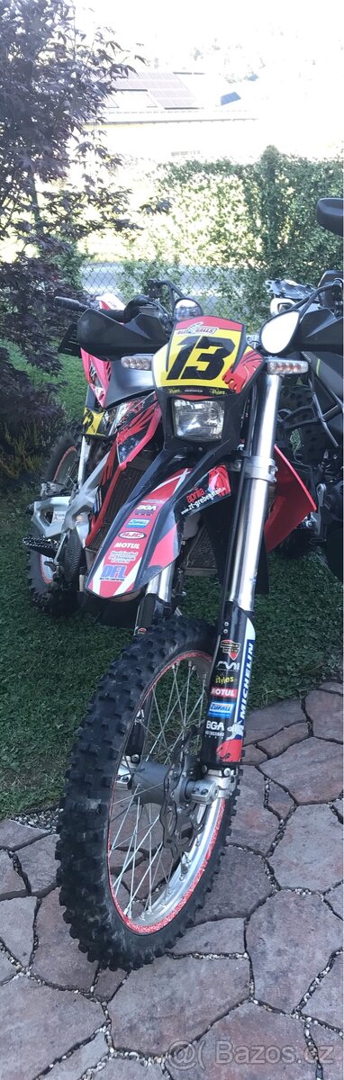Aprílový RXV 450