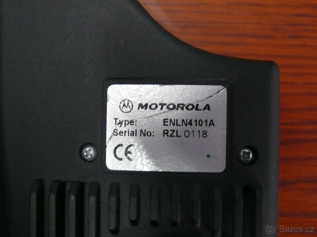 Motorola GP - vozidlový adaptér - 3