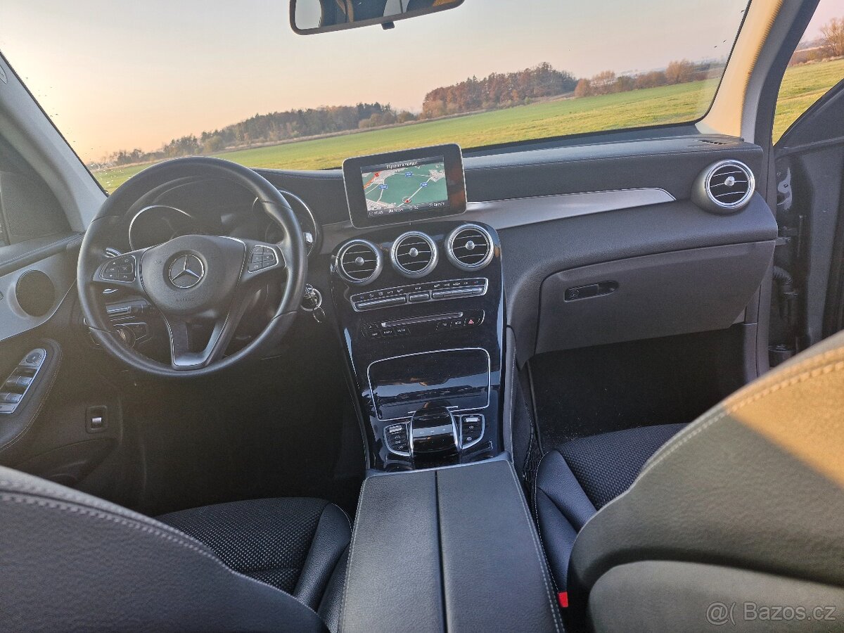 Mercedes Benz GLC - 3