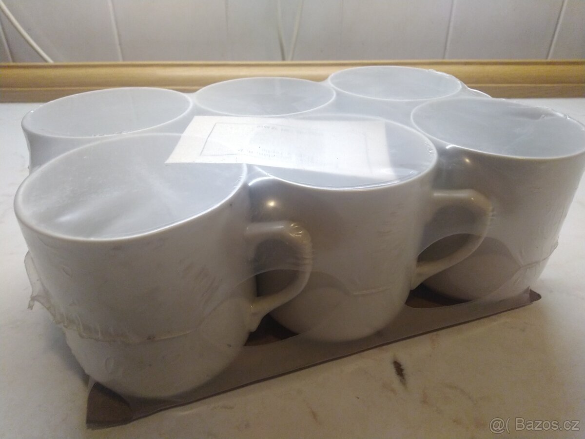 Hrnky Československo Karlovarský porcelán sada - 3