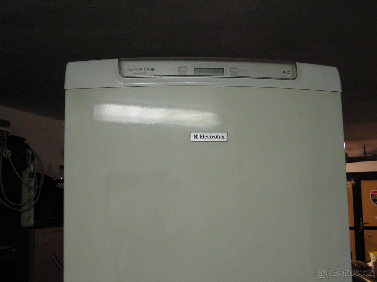 Lednice Electrolux, 285 l+92 l - 3