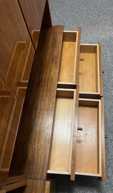 Obývací stěna v perfektním stavu - 3