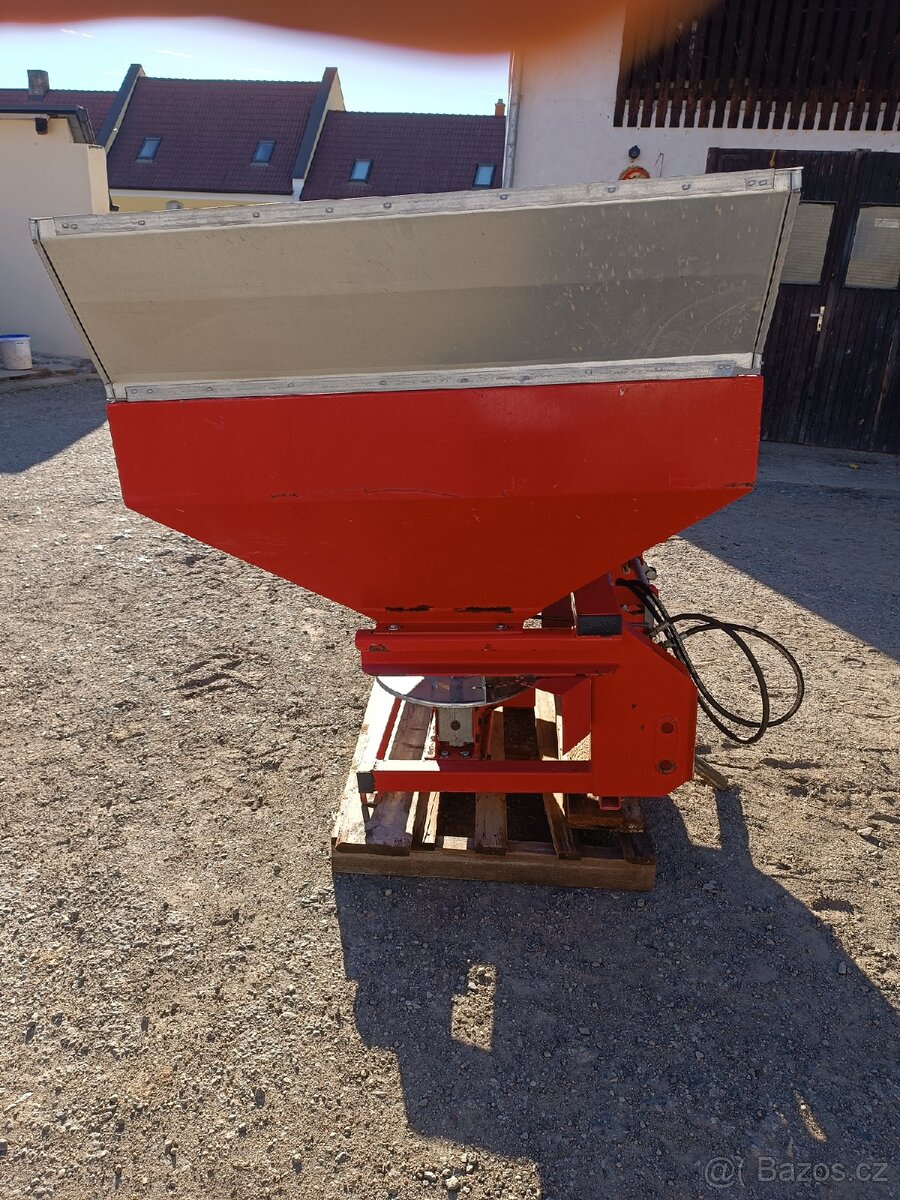 Rozmetadlo průmyslových hnojiv JAR-MET - 3